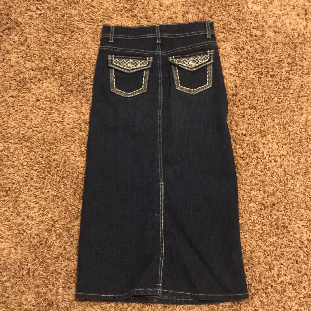 Junior’s denim skirt size 8/10